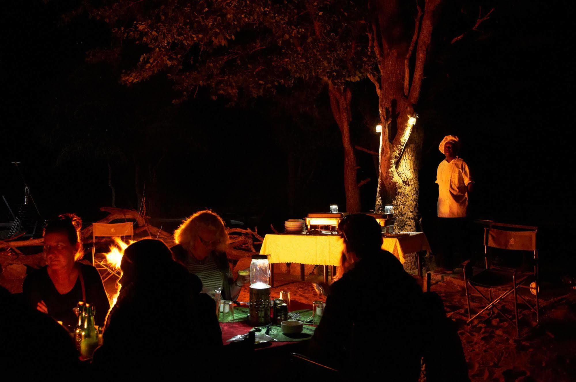 Shindzela Tented Camp Резерват за дивеч „Тимбавати“ Екстериор снимка