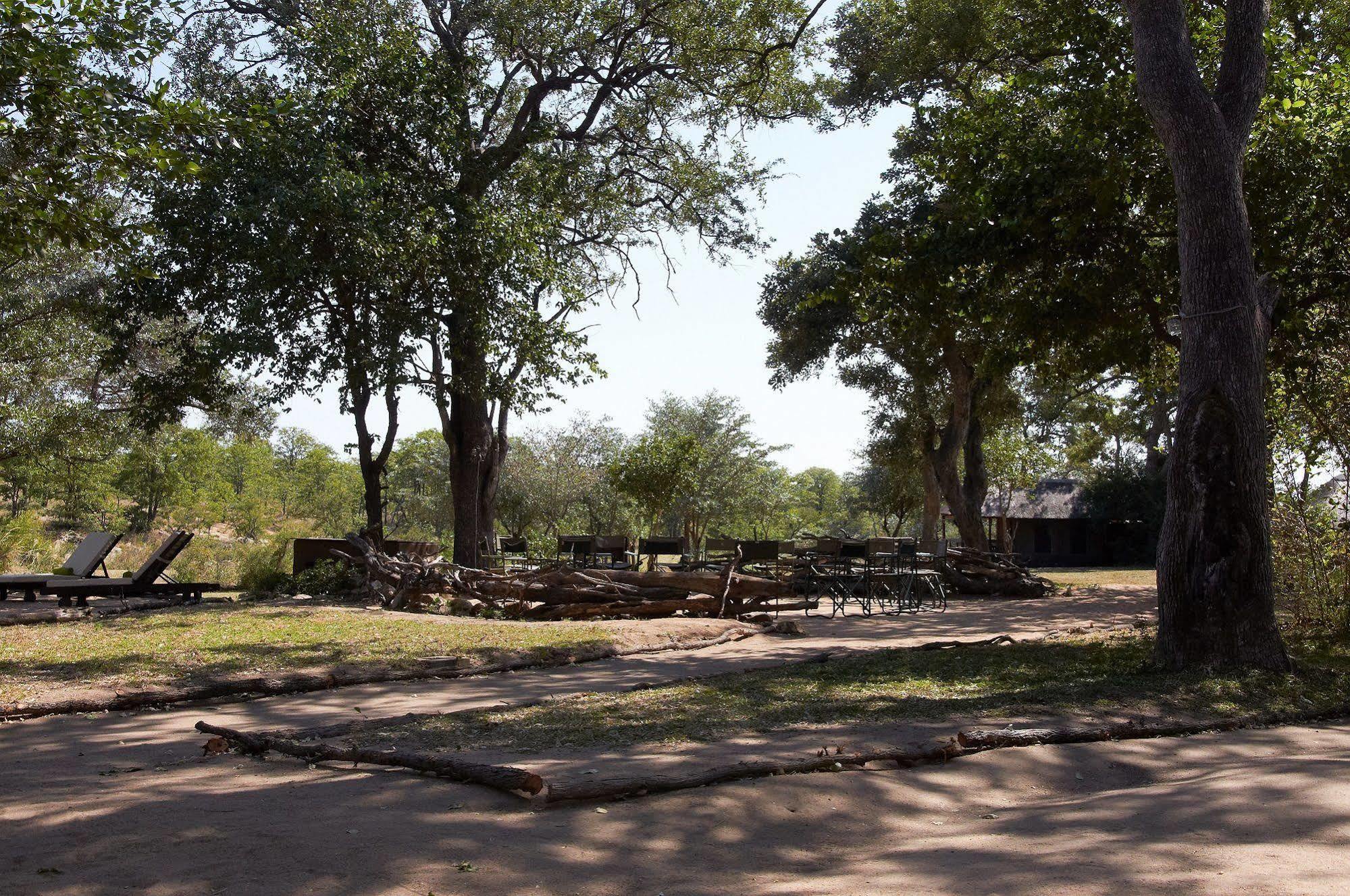 Shindzela Tented Camp Резерват за дивеч „Тимбавати“ Екстериор снимка